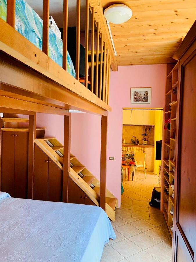 アンツィオLa Casina Sul Portoアパートメント エクステリア 写真