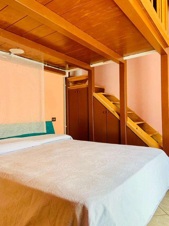 アンツィオLa Casina Sul Portoアパートメント エクステリア 写真