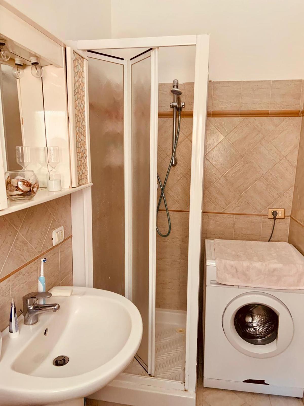 アンツィオLa Casina Sul Portoアパートメント エクステリア 写真